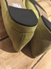Contigo green velvet pointy toe flat shoes size UK6/US8