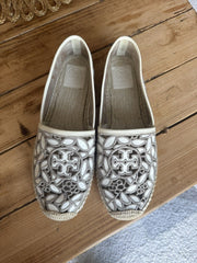 Tory Burch grey & white fabric flat loafers size UK8/US10