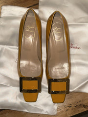 Roger Vivier yellow patent leather heels size UK6/US8