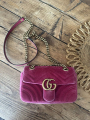 Gucci mini velvet Marmont fuscia crossbody bag