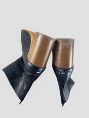 Maison Margiela black leather ankle boots size UK7/US9