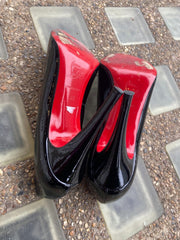 Christian Louboutin black patent leather heels size UK7/US9